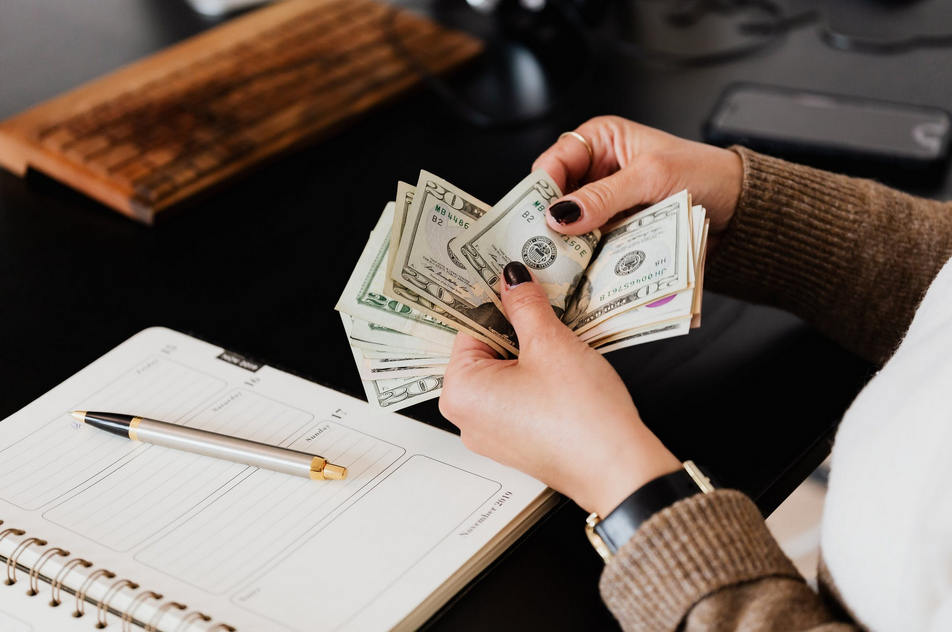 counting cash