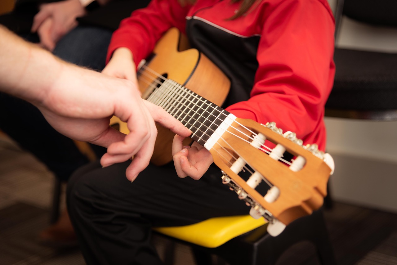 training guitar